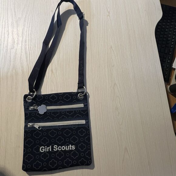 Girl Scouts Blue All Over Logo Zip Crossbody Purse Bag Adjustable Strap - Picture 7 of 11